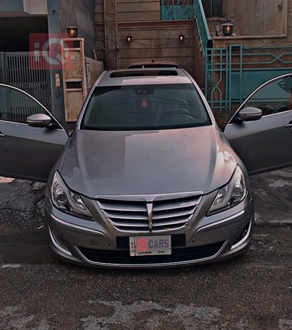 هیوندای جێنسس 2013  بۆ فرۆشتن لە عێراق -  بەغداد